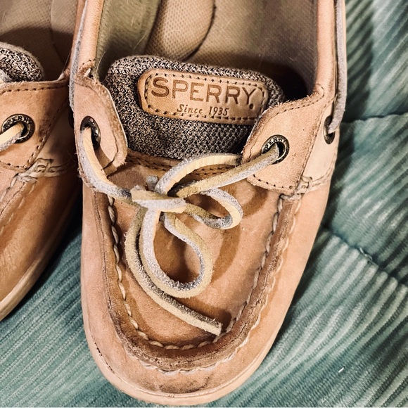Sperry Women’s Angelfish Boat Shoe - sz 8 - great condition - Picture 4 of 10